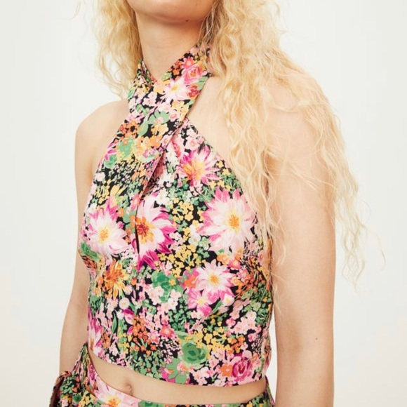 h&m floral crop top, small - Picture 1 of 3